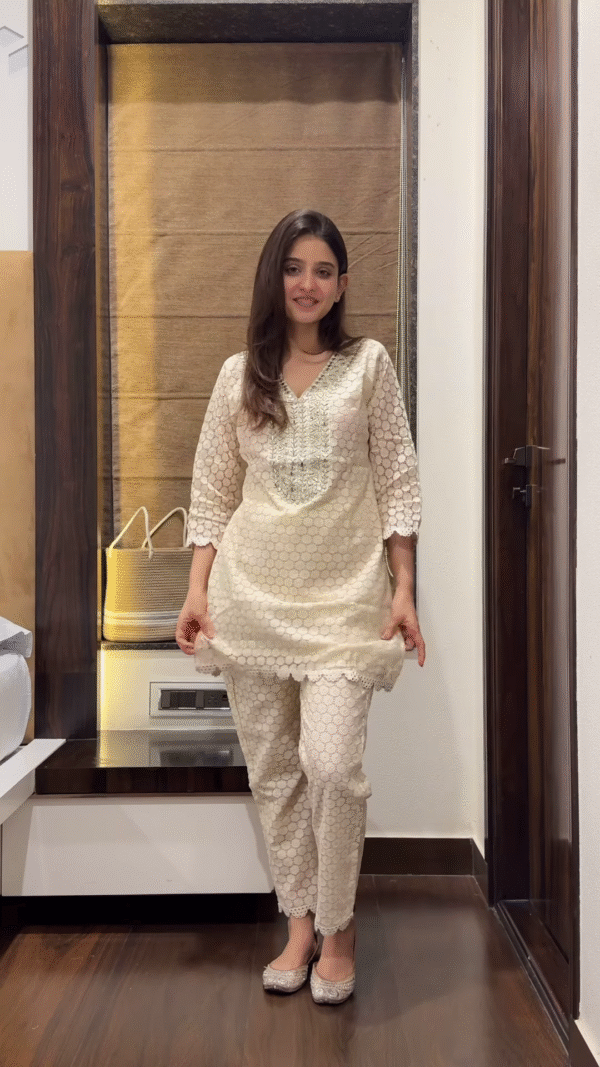 Women’s Beige Embroidered Kurta Pant Set with Geometric Pink-Green Motifs – Cultural Boutique Portrait Edit - Image 4